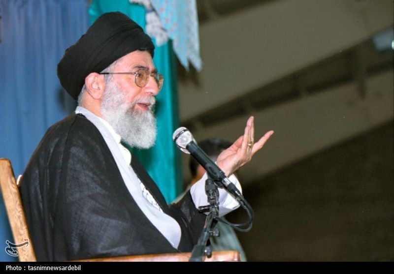 بازخوانی سفر رهبر معظم انقلاب به دیار دارالارشاد 