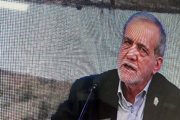 پزشکیان: حل مسائل کشور نیازمند زمان، کار کارشناسی و وحدت است