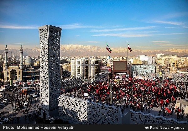 گزارش تصویری: تجمع مردم در اعتراض به اعدام شیخ نمر در میدان امام حسین(ع)