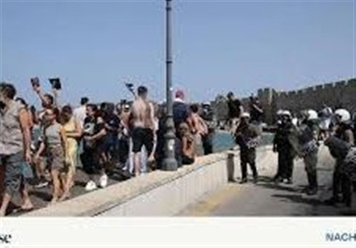 توریست‌های اسرائیلی صدای یونانی‌ها را درآورد