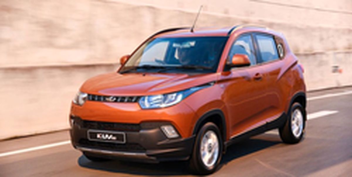 مذاکراتی برای ترخیص خودرو‌های مانده در گمرکات انجام شده است