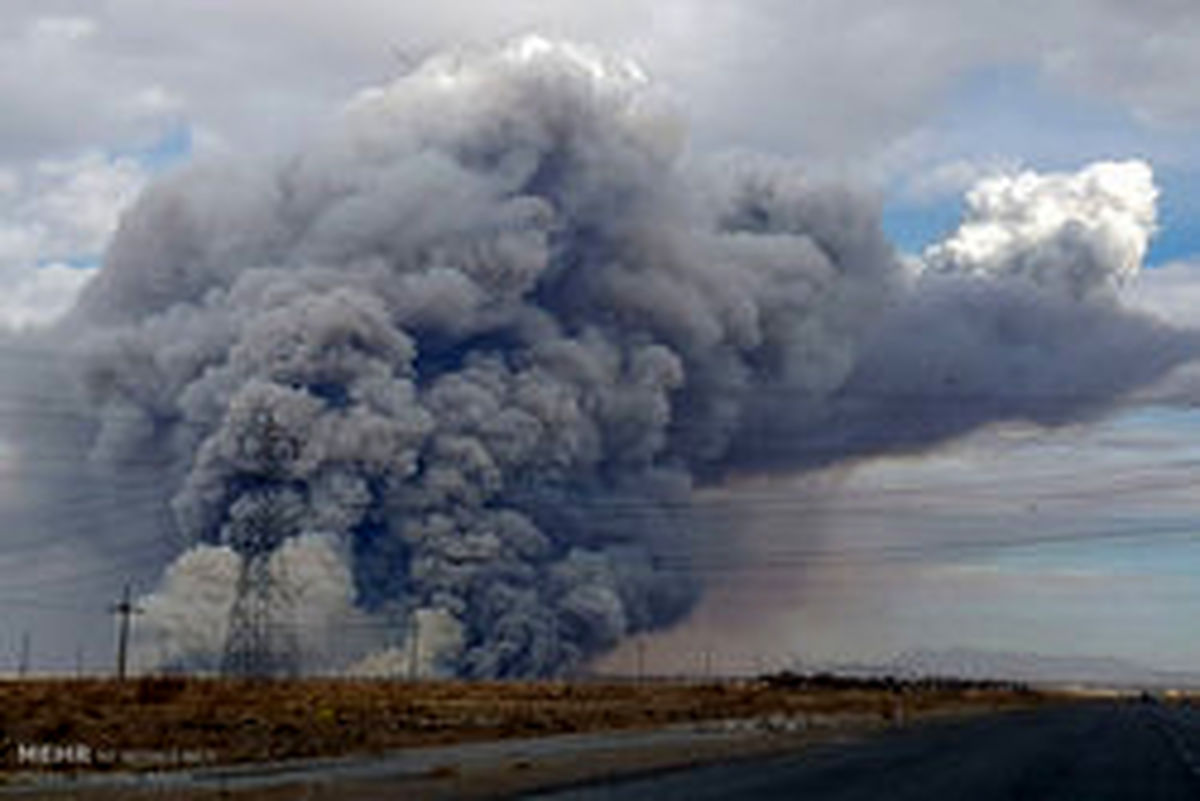 آتش سوزی کارخانه کاغذ سازی شیراز