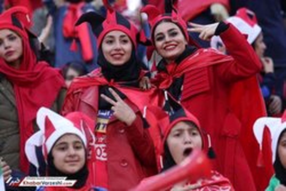 دو دختری که فینال آسیا را با قیافه پسرانه دیدند +عکس