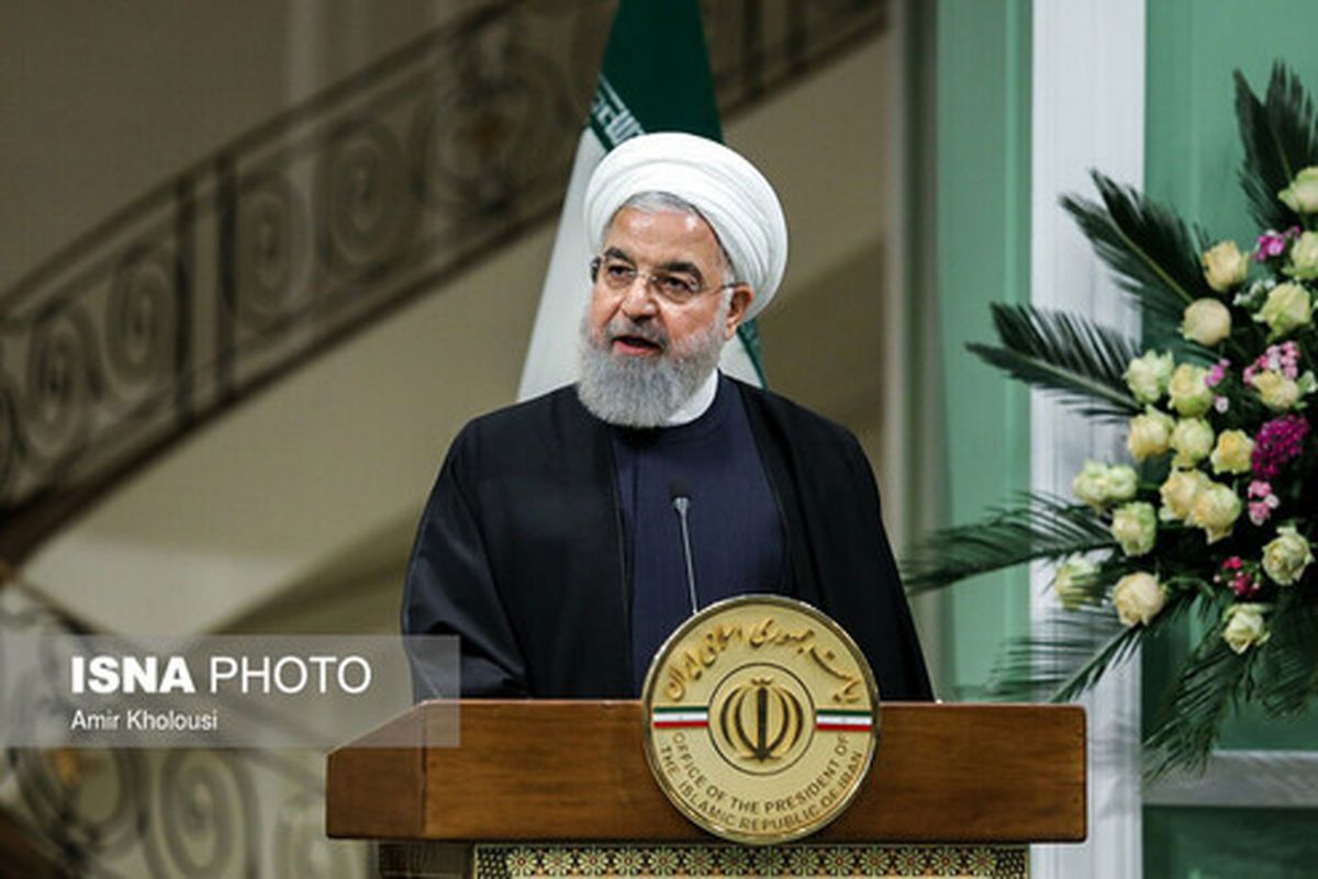روحانی به پرسش‌های خبرنگاران پاسخ می‌دهد