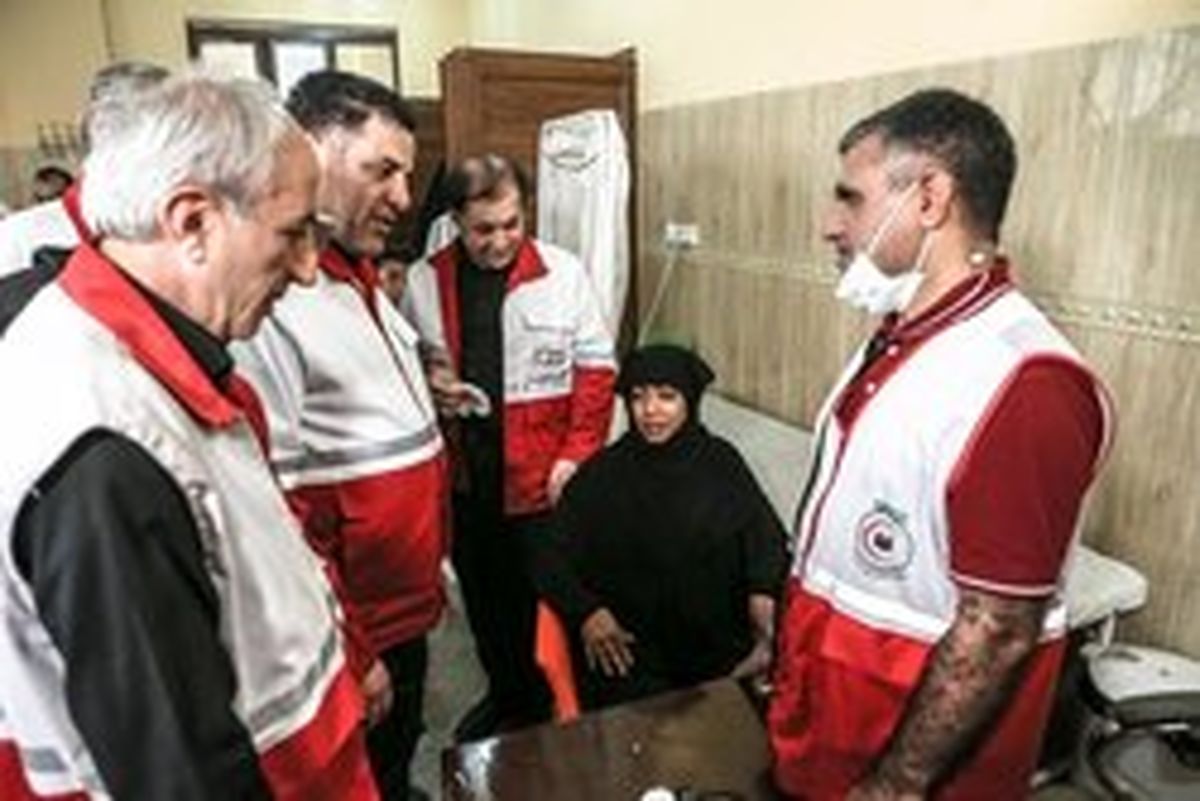 مداوای ۴۰ هزار زائر اربعین در عراق