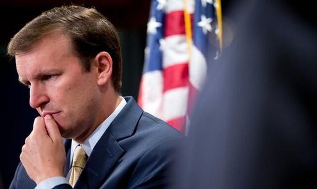 کریس مورفی: عدم تمدید تحریمهای ایران شکست محض برای آمریکاست