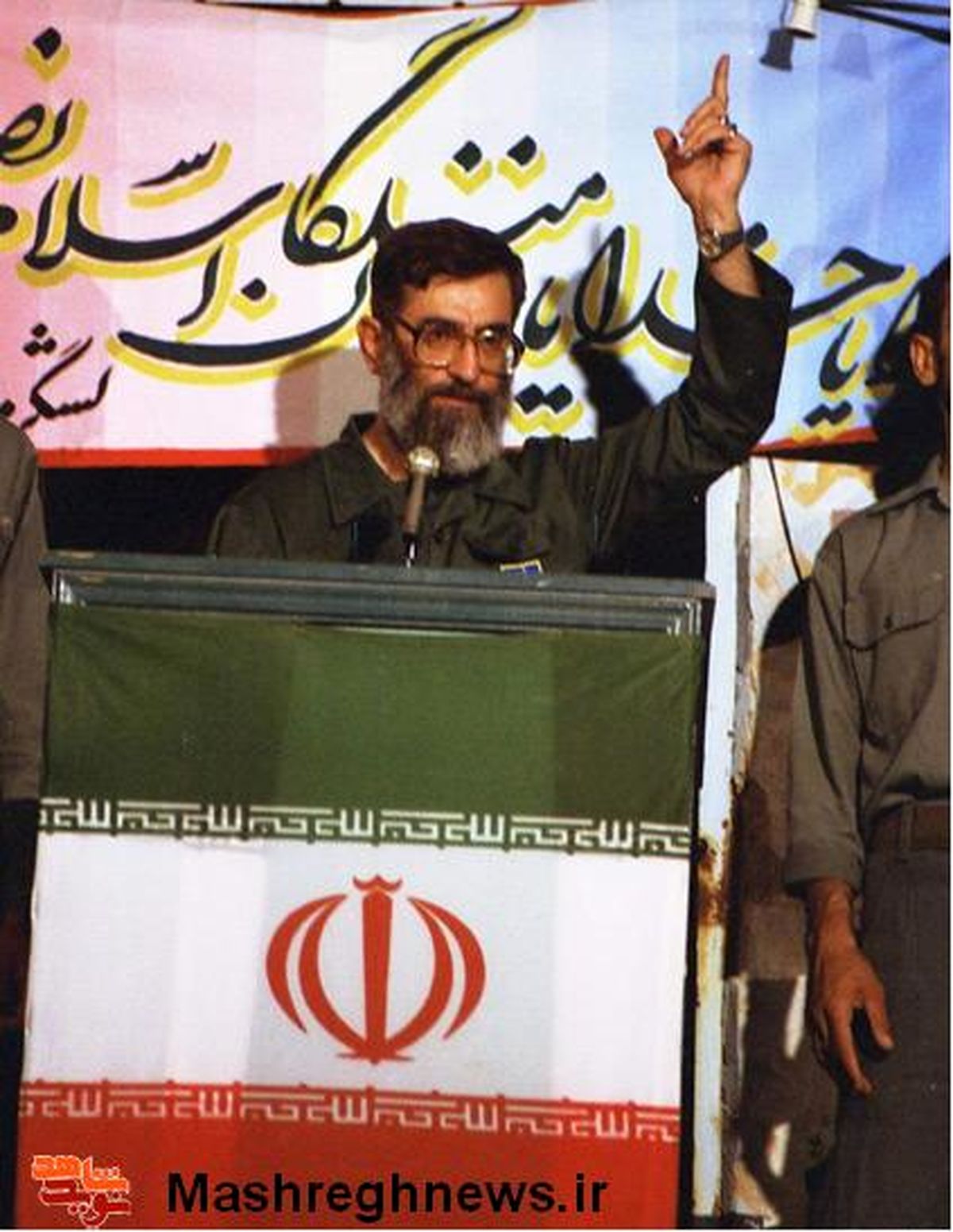 تصوير نابي از رهبر انقلاب در زمان جنگ