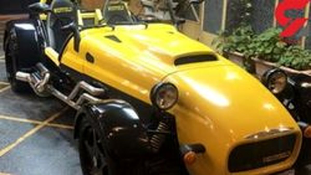 عجیبترین خودروی تهران با پلاک ملی +عکس