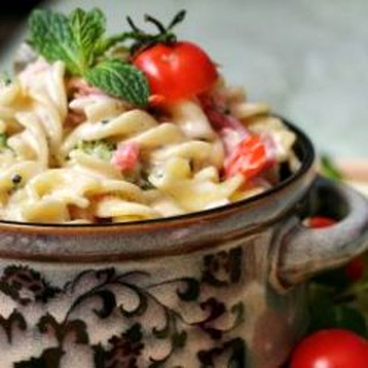 دستور پخت سالاد پاستا و تن ماهی