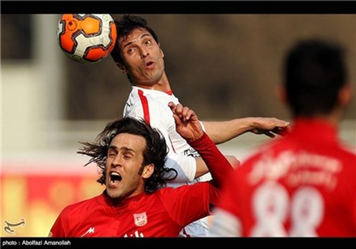 وقتی علی کریمی جا ماند