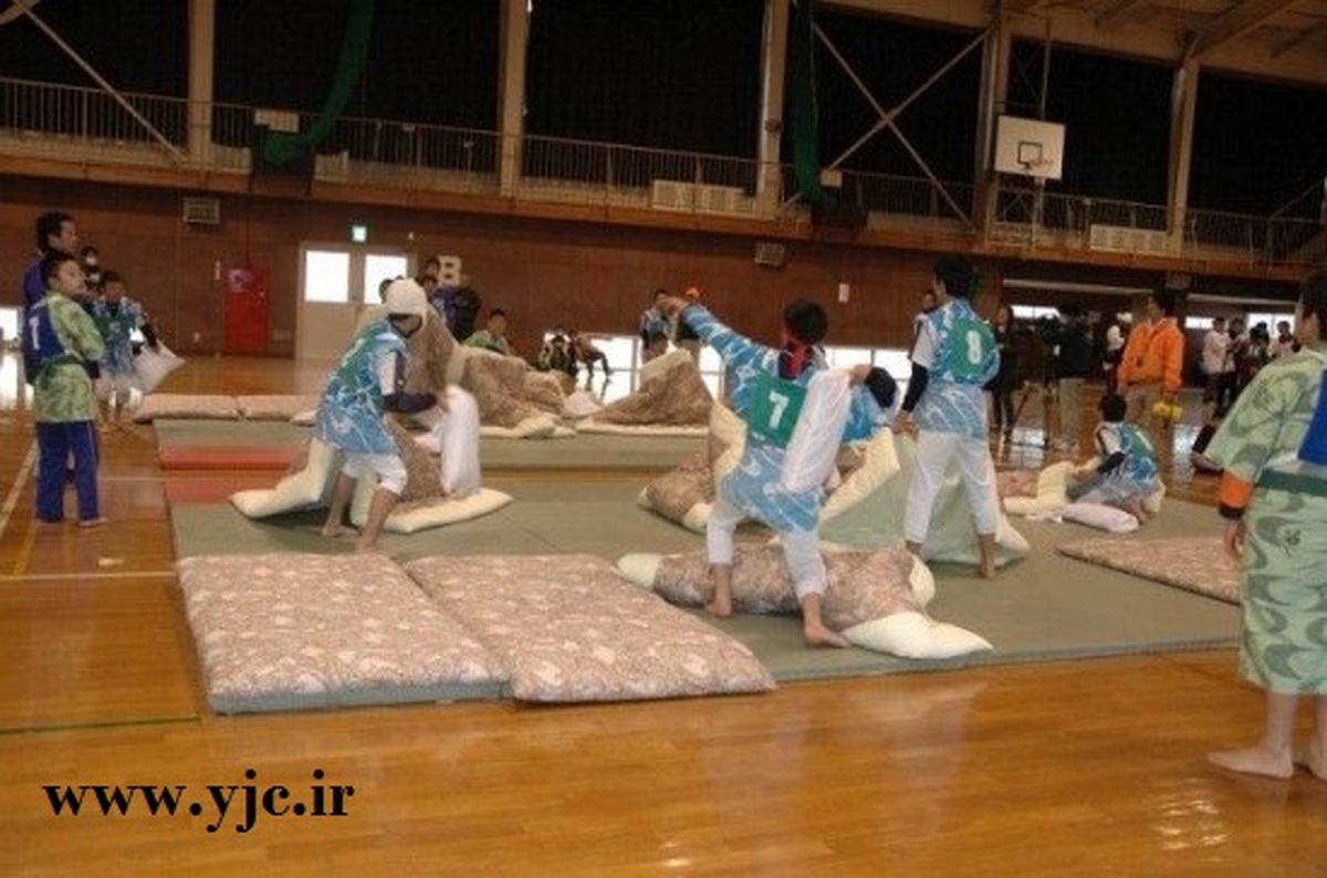 تولید بالشی مخصوص دعوا!/عکس