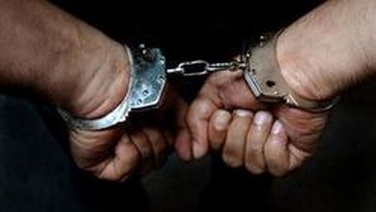 دستگیری شبانه دلالان و دلارفروشان در مشهد