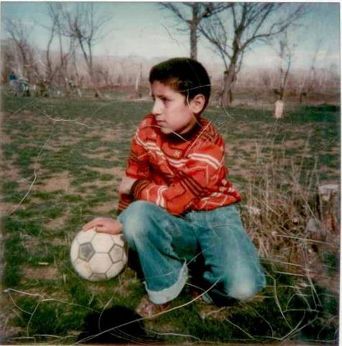 عکس کودکی کارگردان مشهور با توپ فوتبال