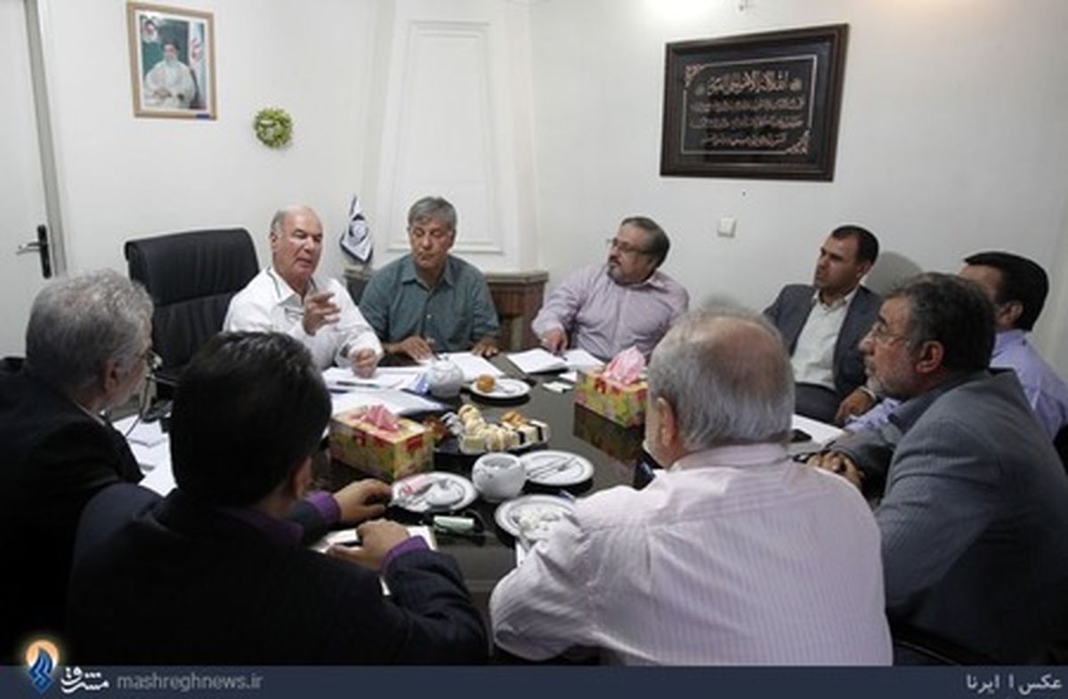 عکس/ اولین جلسه هیات مدیره استقلال