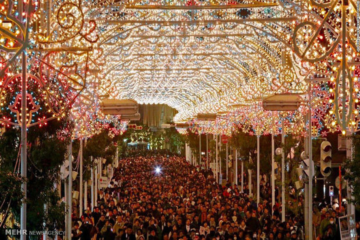 این چراغ‌ها توریست جمع می‌کنند!+تصاویر