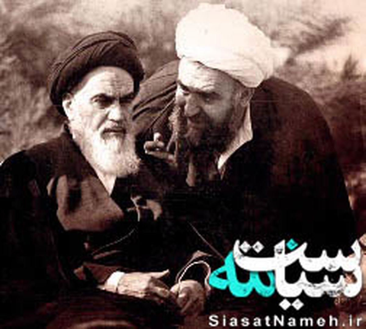 عکس/ آیت الله انواری در کنار امام(ره)