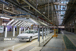 جلسه فوق‌العاده مجلس و دولت برای بررسی نابسامانی قیمت خودرو