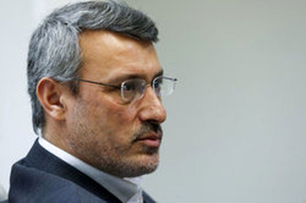 توئیت بعیدی‌نژاد درمورد پرچم پانامایی نفتکش سانچی