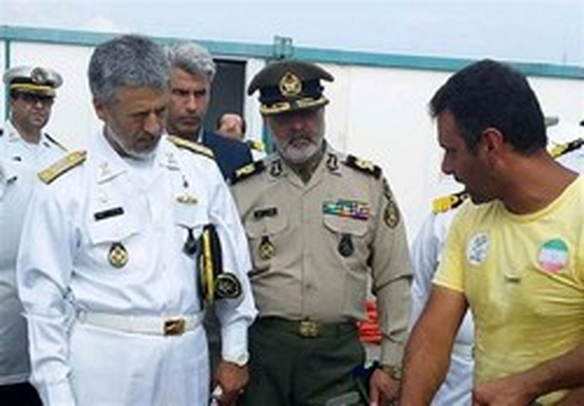 بازدید امیر سیاری از توانمندی غواصان نیروی دریایی ارتش