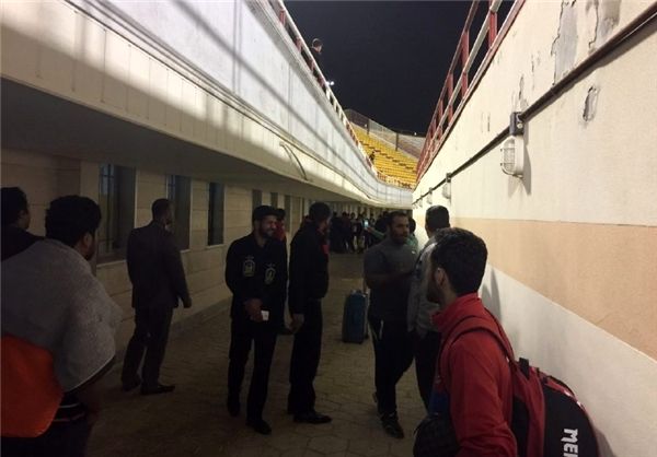 اعتراض یکی از لیدرهای مشهدیها به نتیجه بازی +عکس