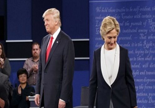 ترامپ بار دیگر هیلاری کلینتون را دست انداخت