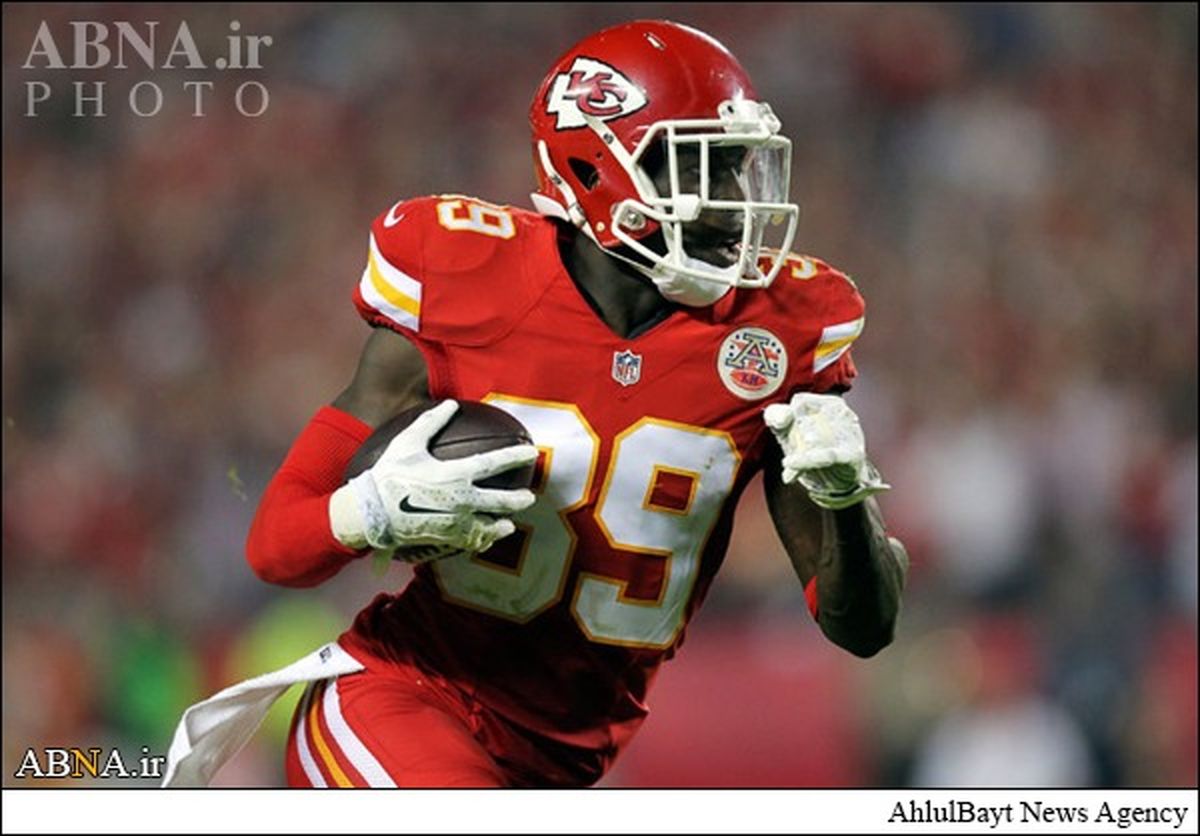 جریمه بازیکن بخاطر سجده شکر!/تصاویر