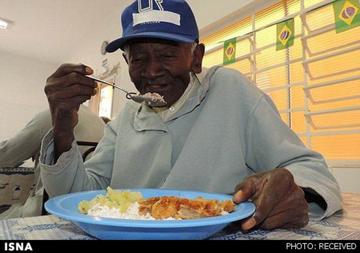 حمام نرفتن راز طول عمر این پیرمرد!/عکس