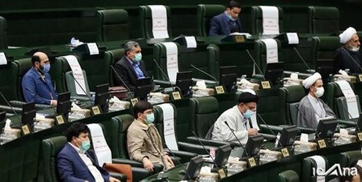 تصاویر: جلسه متفاوت نمایندگان در محدودیت های شدید کرونایی