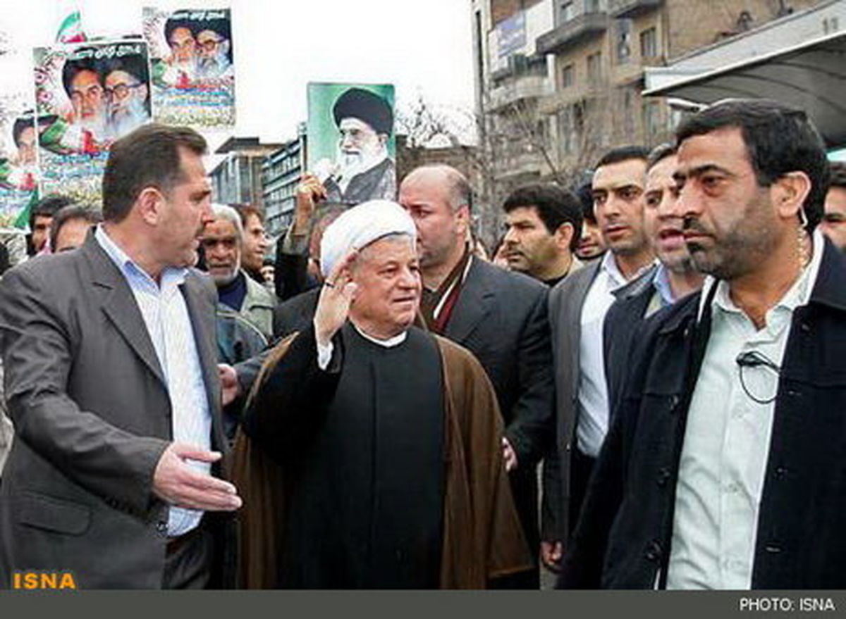 عکس/ هاشمی در راهپیمایی