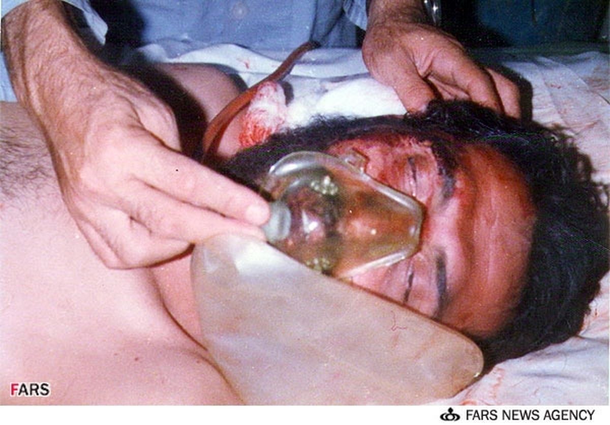 لحظه شهادت یک ژنرال/عکس