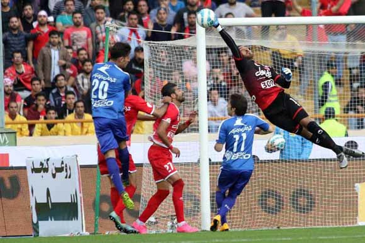 عکس: سوپر واکنش گلر پرسپولیس