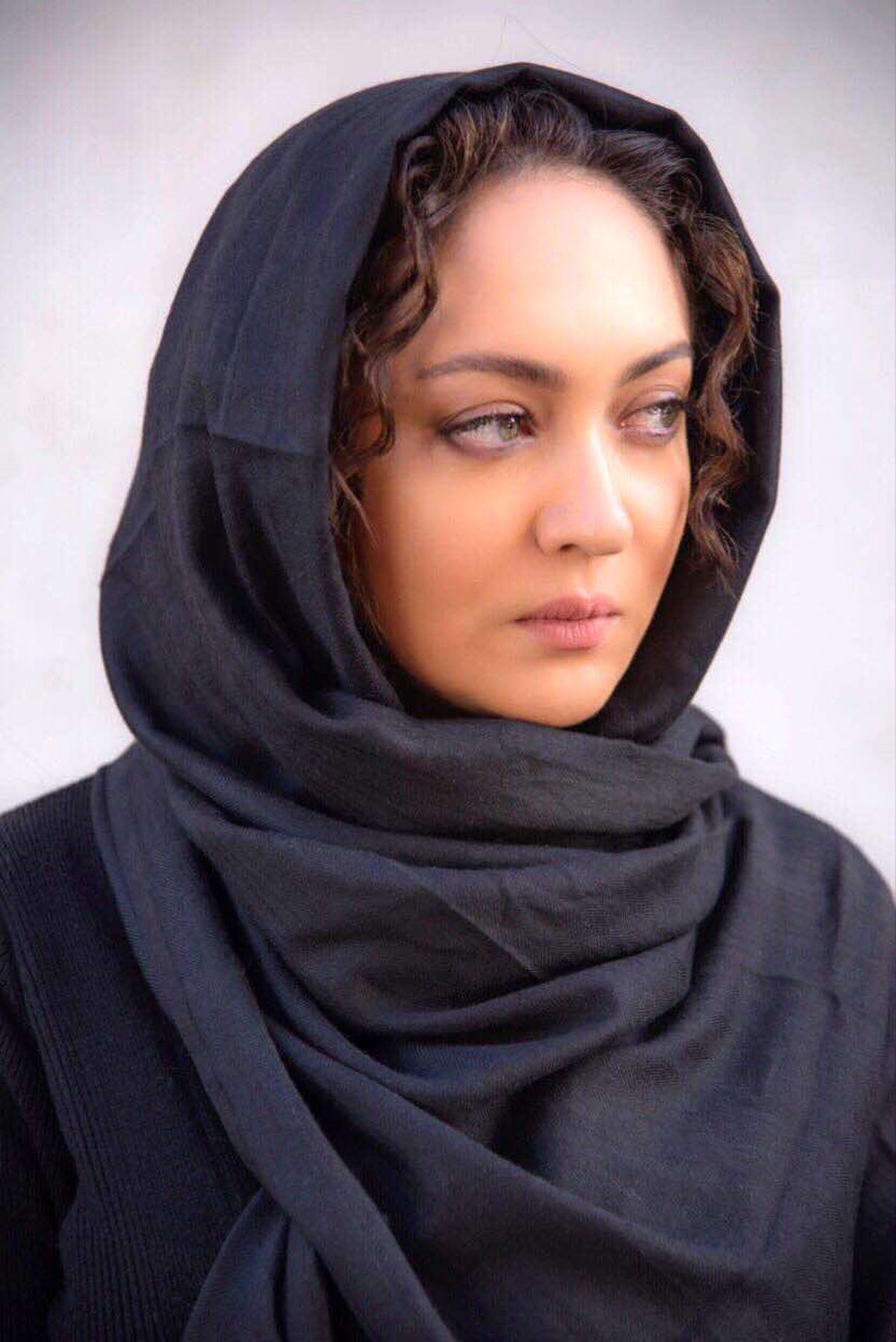 نیکی کریمی مقابل دوربین «آذر» رفت +تصاویر