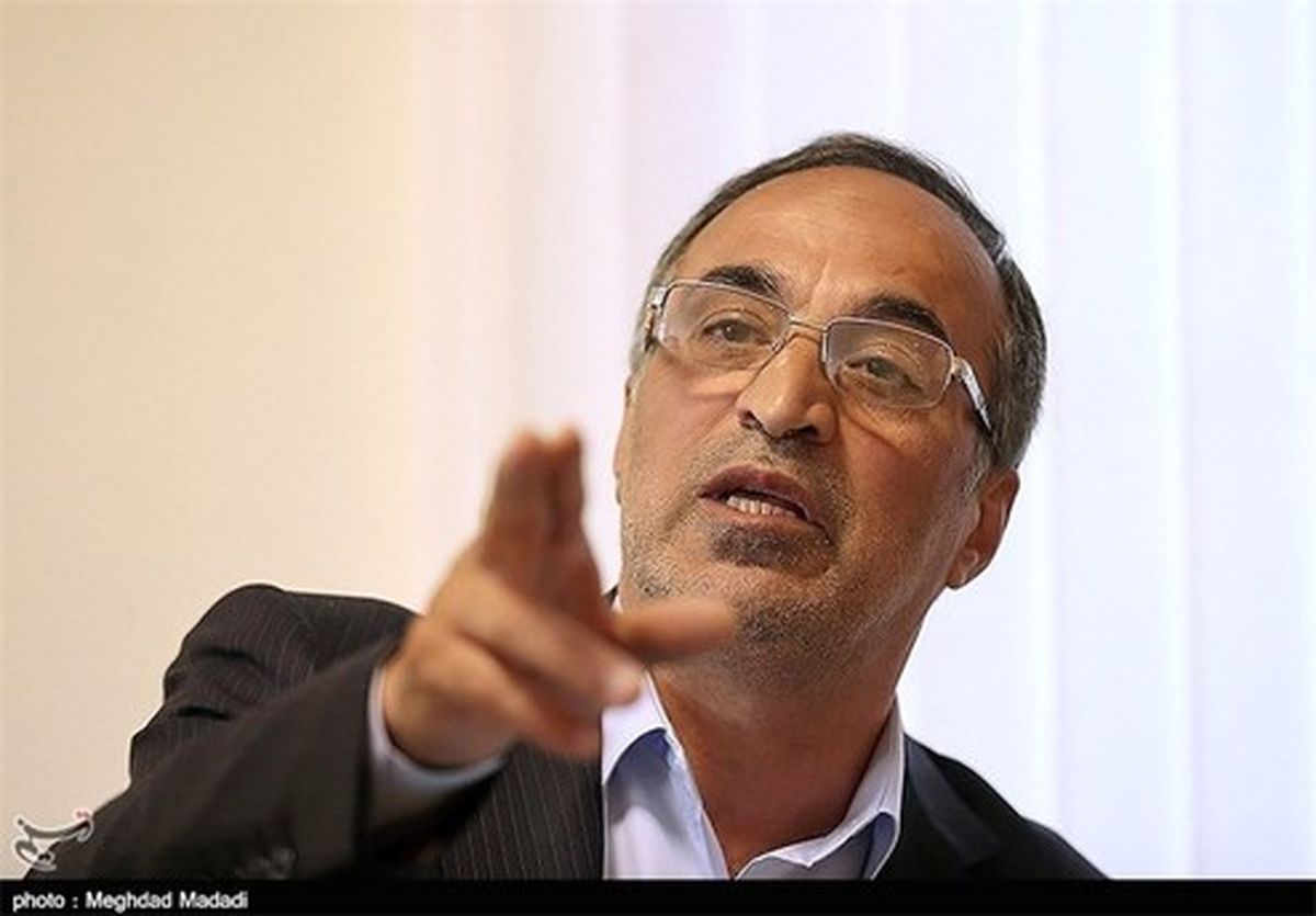 انتقاد تند واعظ آشتیانی از برنامه نود