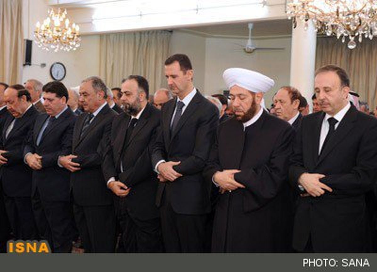 عکس/ حضور اسد در نماز عید قربان