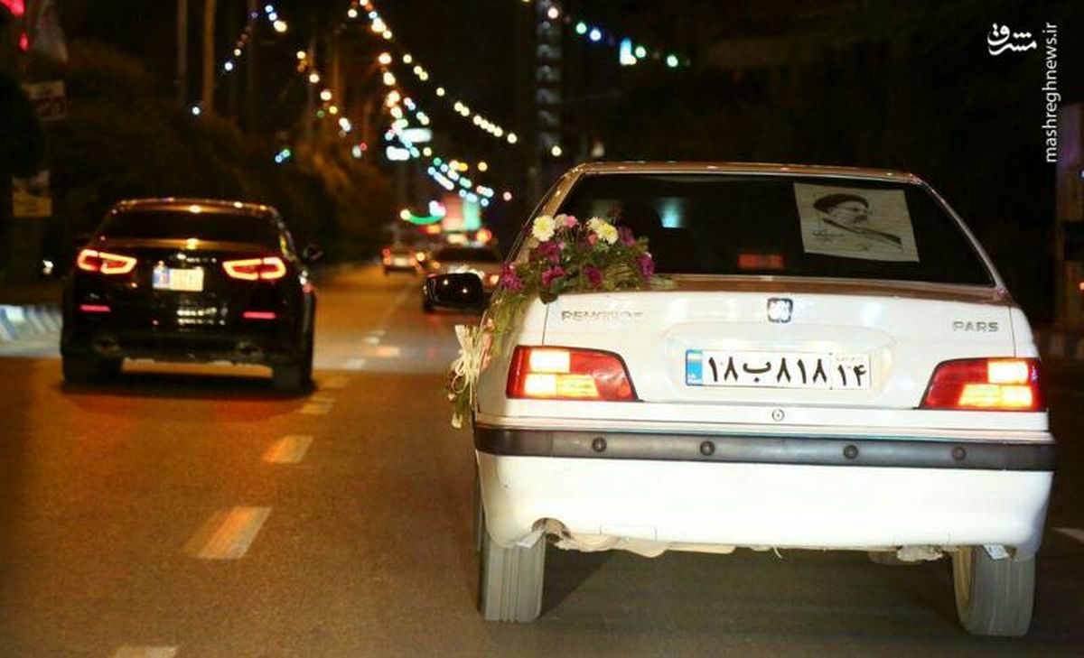 عکس: حمایت عروس و داماد اهوازی از رئیسی