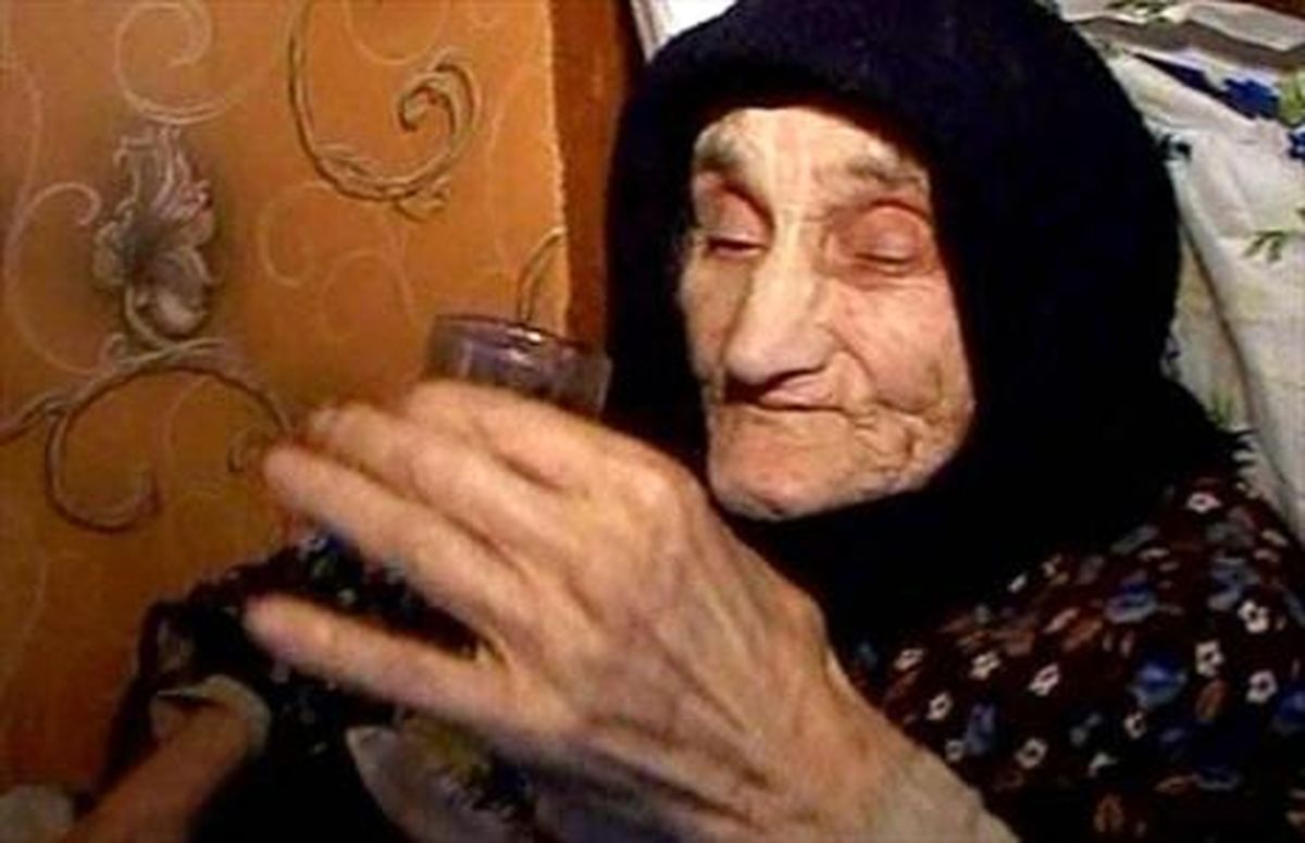 پیرترین زن ایران درگذشت/عکس