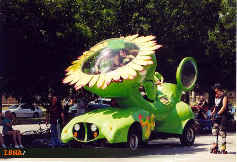 رژه خودروهاي عجيب و غريب / تصاوير