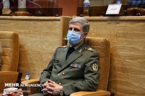 وزیر دفاع: موشک‌های کروز هوایی در مرحله آزمایش هستند