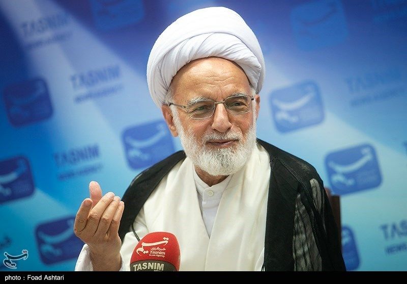 دری نجفآبادی:  ملت ایران در مقابل جنگ ترکیبی دشمن آرایش جهاد گرفتهاند