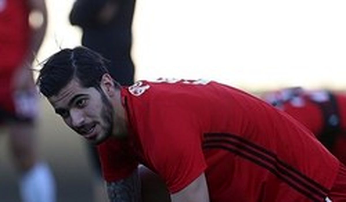 پیروزی آمکار با گلزنی عزت‌اللهی