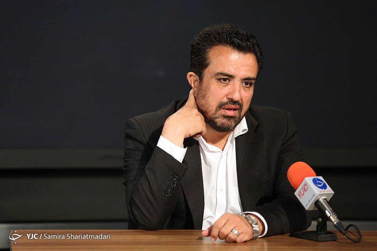 خبرنگار معروف: در روز پخش اولین گزارشم عزادار شدم! +عکس