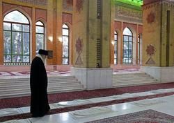 عکس: حضور رهبر انقلاب در مزار شهدای حادثه هفتم تیر