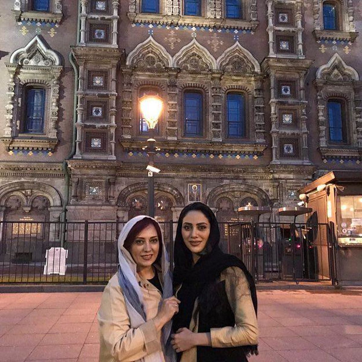 عکس: شيرين بينا و مونا فرجاد در سن‌پترزبورگ