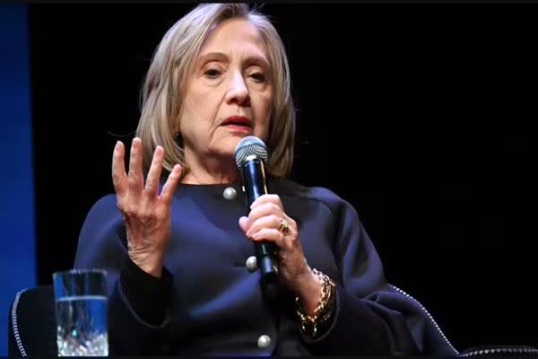 هیلاری کلینتون: ترامپ به غرب و ناتو خیانت کرده است