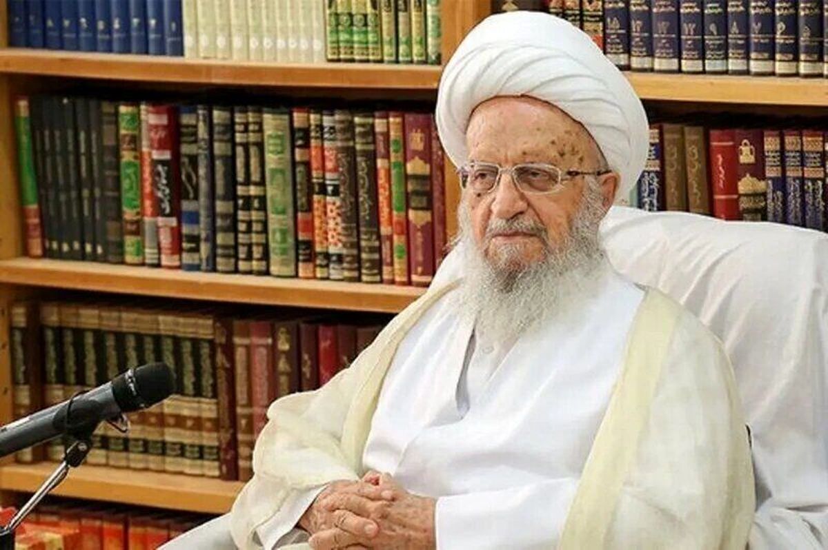 آیتالله مکارم شیرازی: تهدیدکننده رهبری و مرجعیت حکم محارب دارد