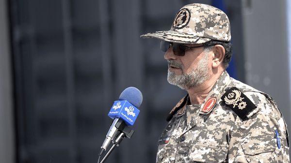 تا سرحد جان مقابل دشمن می‌ایستیم