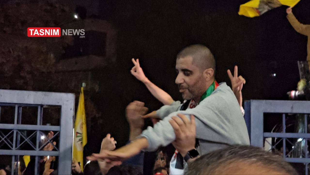 تصاویر: آزادی زکریا الزبیدی از فرماندهان گردان‌های شهدای الاقصی و یکی از اسرای تونل آزادی 