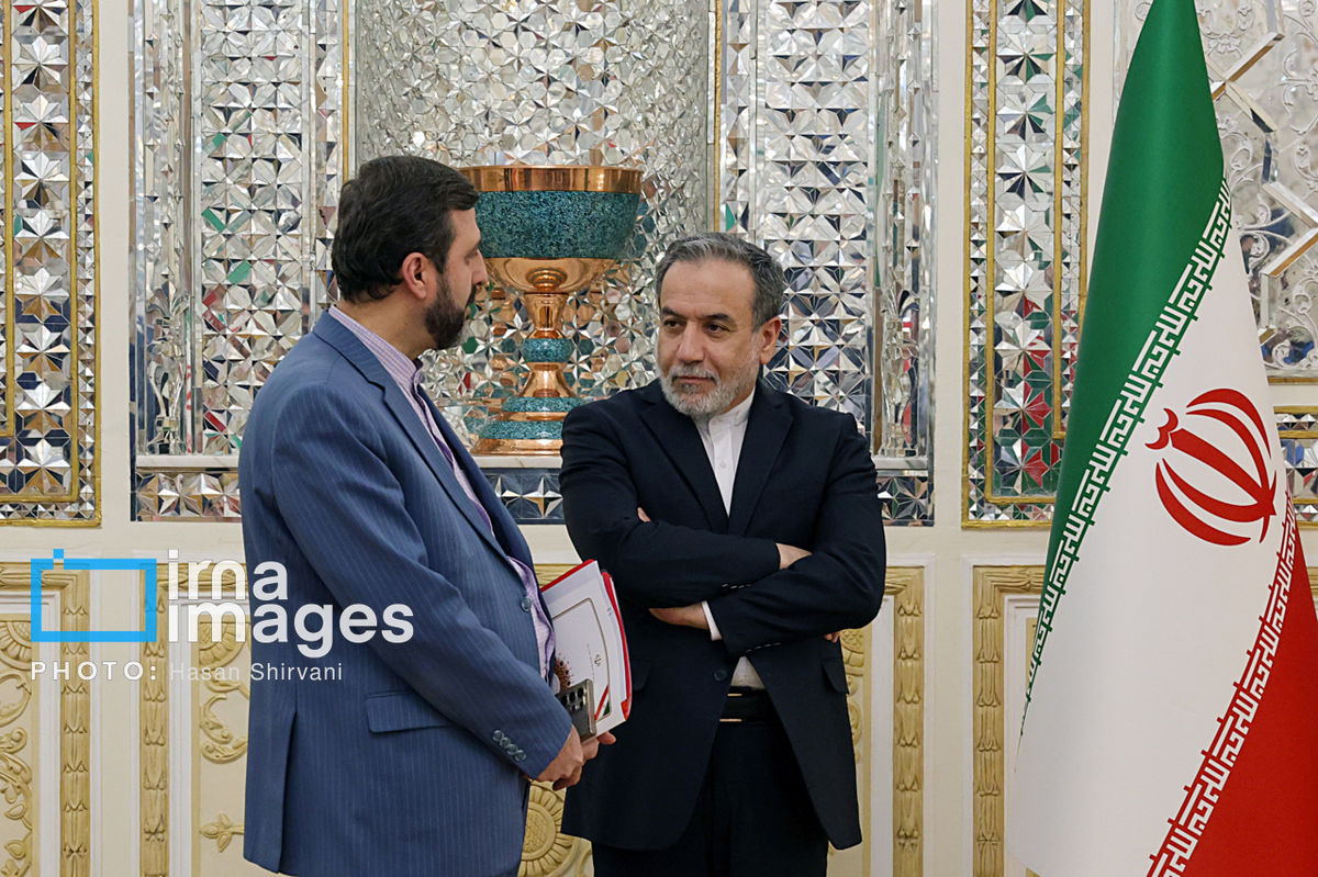 عراقچی: تعیین محل مذاکرات با عمان است