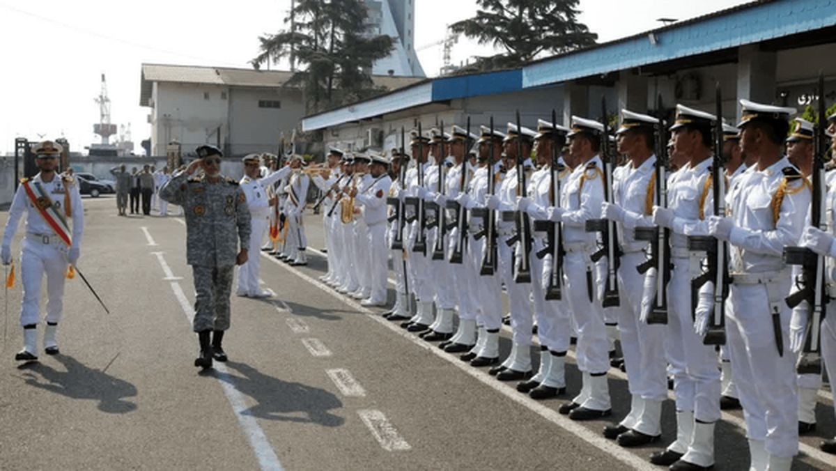 بازدید دریادار سیاری از دانشگاه علوم دریایی امام خمینی نوشهر
