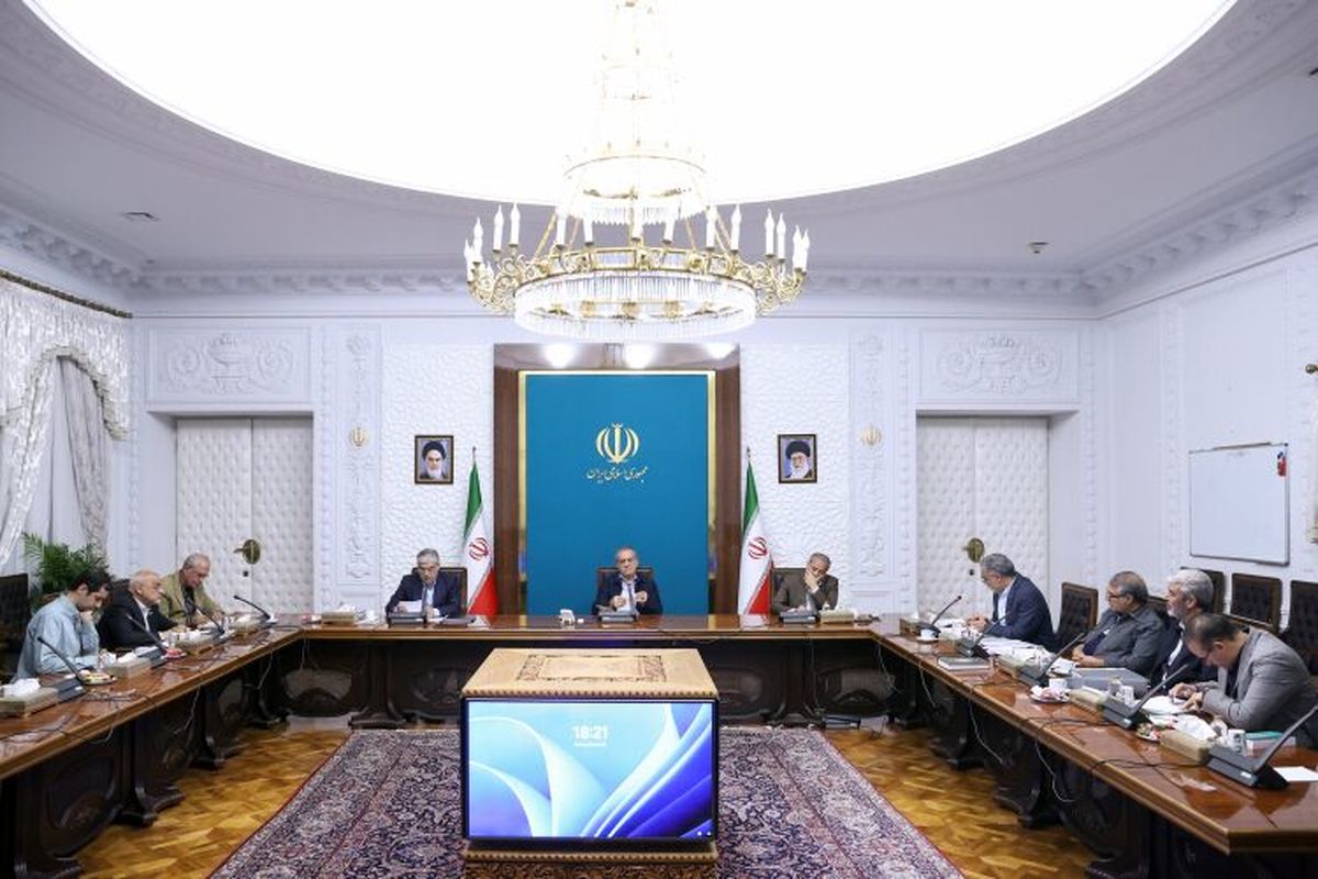 فرصت یک هفتهای پزشکیان به دو دانشگاه